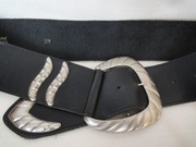 szeroki czarny skórzany pasek r. S/M