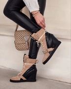 Beżowe sneakersy na koturnie 39