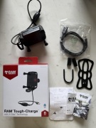 Ram Mounts Tough Charge X-Grip uchwyt ładowarka bezprzewodowa USA