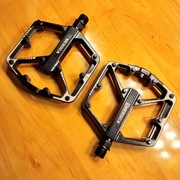 Pedały rowerowe platformowe duże nowe czarne lekkie