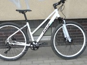 nowy rower Fuji Traverse 1,5 ST  Ful XT AIR  Rozm 17 tarczowe