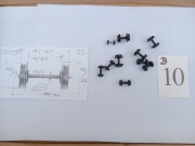 Lokomotywy  wagony  koła z osiami  -  skala  TT .