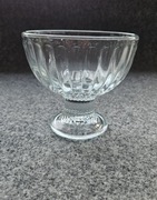 Pucharek deserowy szklany dekoracyjny Klasyka PRL cukiernica
