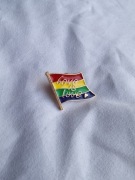 Przypinka pin pins wpinka broszka love lgbt tęcza 
