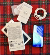 Telefon iPhone 13 mini. 