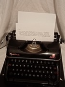 OPTIMA MODEL ELITE – ZABYTKOWA MASZYNA DO PISANIA