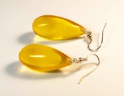 Kolczyki z bursztynami