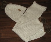 *RESERVED* komplet pompony cyrkonie one size