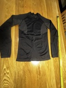 Czarna używana bluza termiczna