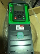 Falownik schneider altivar930 4kw