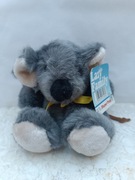 Miś z serii Lazy Family niemiecka nowa maskotka Super Toys Simba