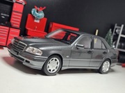Mercedes W202 Sedan Norev 1/18