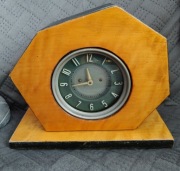 Zegar Warszawa oryginalny zabudowany mechaniczny antyk