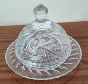 Kryształowa okrągła  maselnica maselniczka PRL
