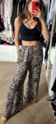 Bershka spodnie panterka szerokie wide animal print h&m mango zara satynowe