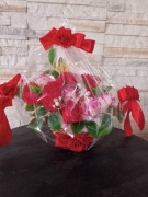 Bukiet w koszyczku na dzień kobiet