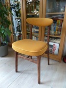 Krzesło odnowione projektu Rajmunda Hałasa 200-190 vintage PRL