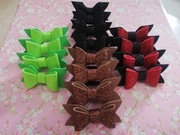 Kokardki na spinkach 