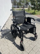 Wózek inwalidzki-elektryczny 
