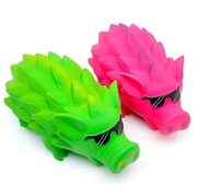 Chrumkająca świnia dla psa, Wieprzyk Gangster