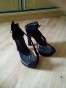 sandałki transparentne na szpilce 37