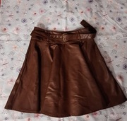 Spódnica mini z paskiem