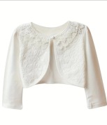 Elegancki sweterek  koronkowy do komuni  .