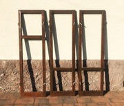 Stare ramy okienne, drewniane, PRL, vintage, lata 60-te, stan bd.