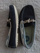 Granatowe skórzane zamszowe eleganckie buty mokasyny Gioseppo 28