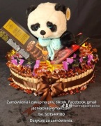 Prezent, tort z czekoladek