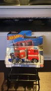 Hot Wheels Optimus Prime