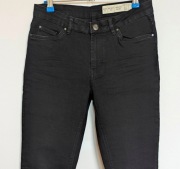 Esmara czarne spodnie jeansy skinny fit 40 L