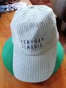 Designerska czapka z daszkiem