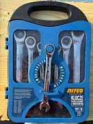 Zestaw kluczy płasko oczkowych z grzechotką Niteo