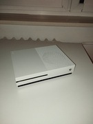 Xbox one S 1TB + kable i pad