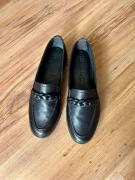 Skórzane lordsy Tamaris