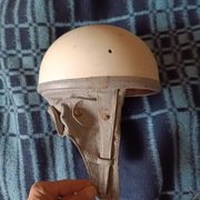 Duży Kask Orzeszek Nitron z epoki PRL-u Szara skóra WSK, SHL, KOMAR 