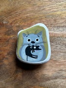 Kot i mysz , magnes na lodówkę, malowany kamień