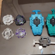 Beyblade Burst zestaw części i wyrzutni