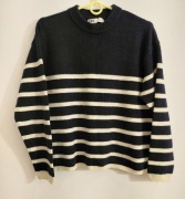Sweter granatowo beżowy roz.S/M wymiary opis wyprzedaż 
