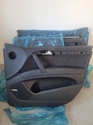 Boczki Audi Q7 alcantara Bose