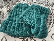 Czapka + szalik, komplet zimowy