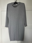 Szara sukienka z kapturem Tatuum