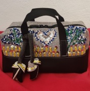 Torebka kosmetyczka. Haft.