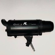 LAMPA BŁYSKOWA QUANTUUM R+300 DUAL POWER