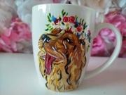 Kubek ręcznie malowany - cocker spaniel w kwiatach 