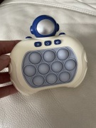 GRA POP IT PRO , POP IT ELEKTRYCZNY, GRA ANTYSTRESOWA