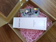 ZŁUSZCZAJĄCY PEELING ZIARNISTY MARY KAY