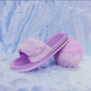 Klapki na rzep z futerkiem KUBOTA 39