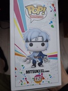 Mitsuki with snake hands